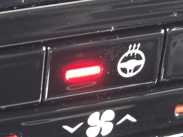 new 2025 Jeep Grand Cherokee car, priced at $32,500