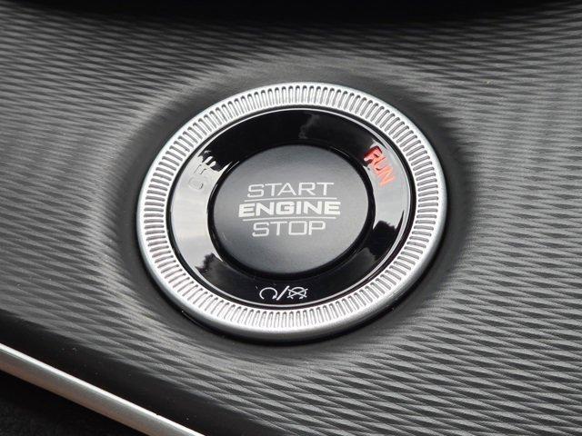 new 2025 Jeep Grand Cherokee car, priced at $32,500