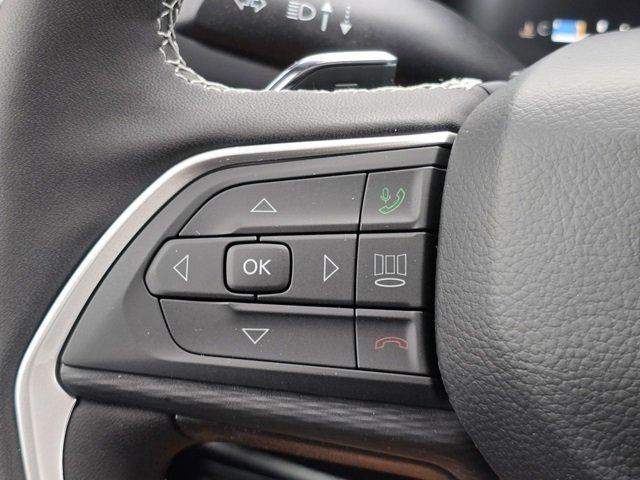 new 2025 Jeep Grand Cherokee car, priced at $32,500