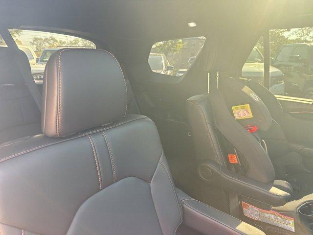 used 2025 Honda Pilot car, priced at $46,847