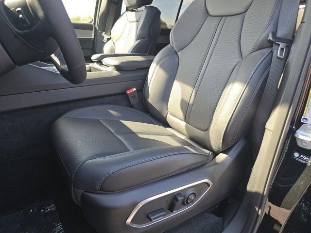 new 2025 Jeep Wagoneer car, priced at $76,095