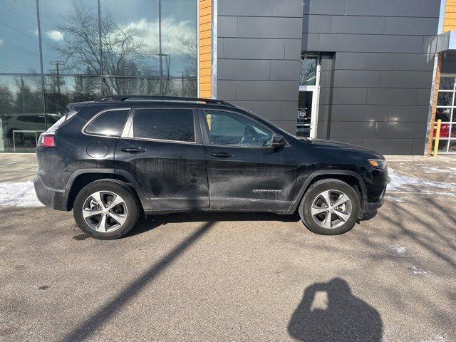 used 2022 Jeep Cherokee car, priced at $26,923