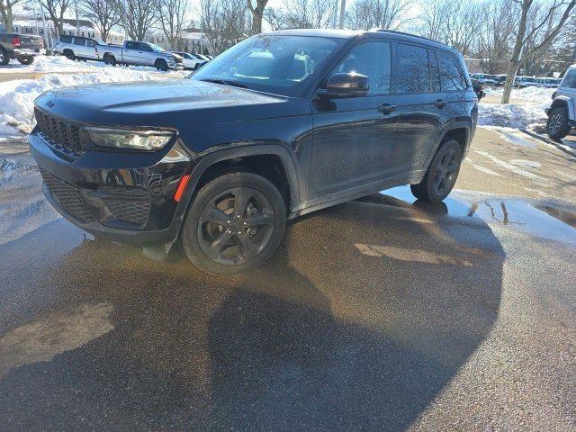 used 2023 Jeep Grand Cherokee car, priced at $35,000