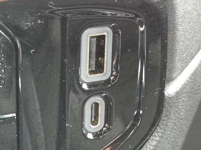used 2022 Chevrolet Silverado 1500 car, priced at $41,885