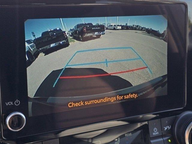 used 2023 Toyota Highlander car, priced at $35,806