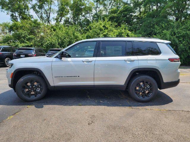 new 2024 Jeep Grand Cherokee L car, priced at $41,366