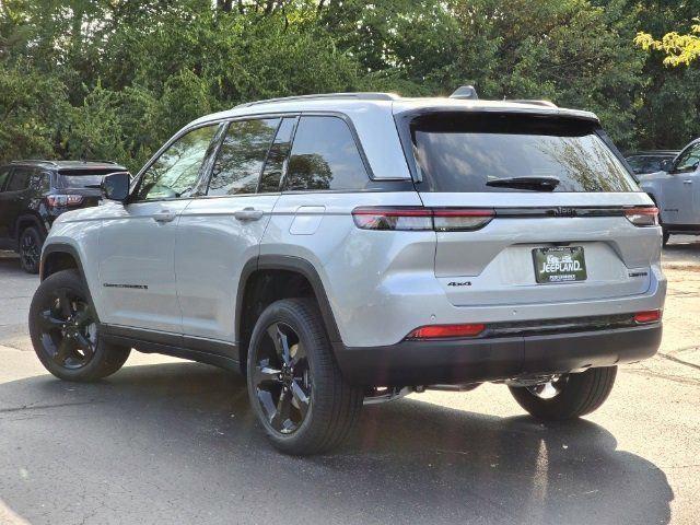 new 2024 Jeep Grand Cherokee car, priced at $44,046