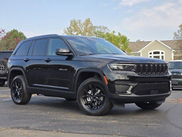 new 2025 Jeep Grand Cherokee car, priced at $38,323