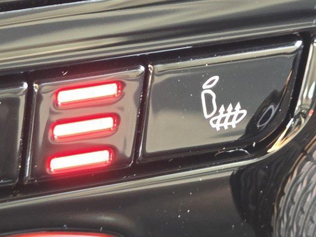 new 2025 Jeep Grand Cherokee car, priced at $38,323