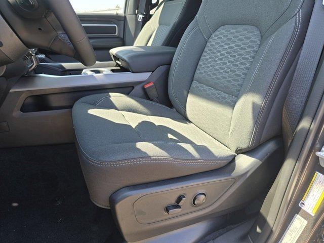 new 2025 Ram 1500 car, priced at $49,552