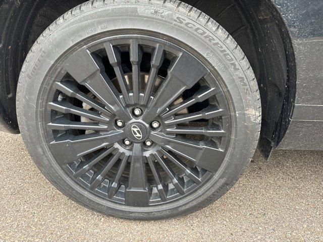 used 2024 Hyundai Santa Fe car, priced at $40,162