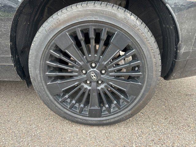 used 2024 Hyundai Santa Fe car, priced at $40,162