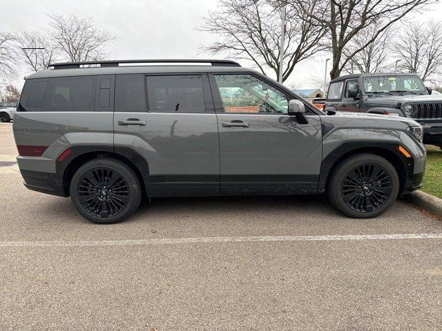 used 2024 Hyundai Santa Fe car, priced at $40,162