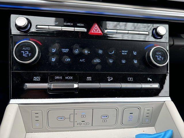 used 2024 Hyundai Santa Fe car, priced at $40,162