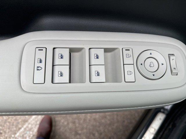 used 2024 Hyundai Santa Fe car, priced at $40,162