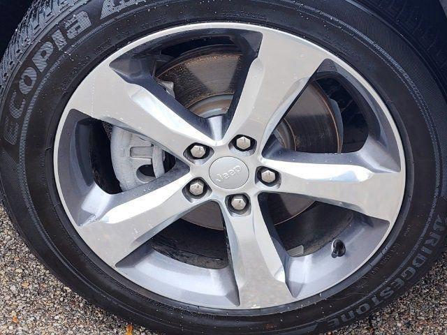 used 2021 Jeep Grand Cherokee L car, priced at $26,940