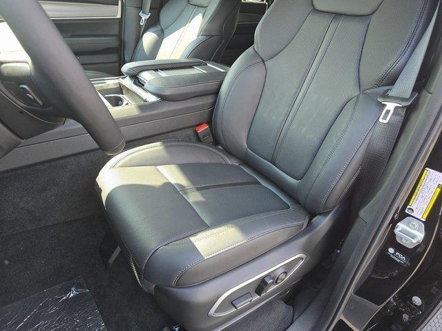 new 2025 Jeep Wagoneer L car, priced at $67,000