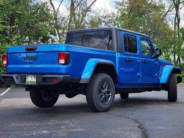 new 2024 Jeep Gladiator car, priced at $41,641