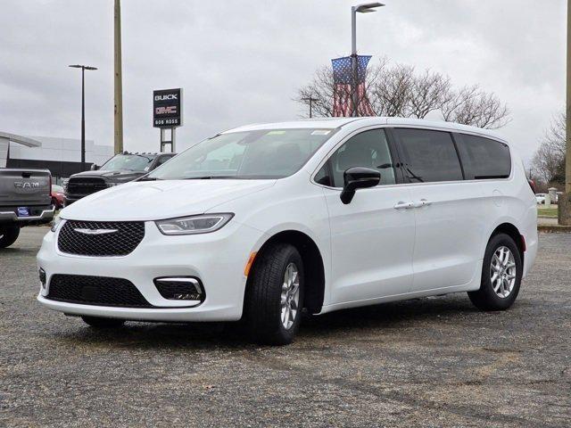 new 2025 Chrysler Pacifica car, priced at $42,349