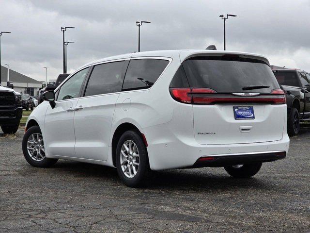 new 2025 Chrysler Pacifica car, priced at $42,349