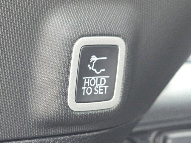new 2025 Jeep Grand Cherokee car, priced at $40,542