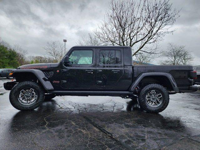 new 2024 Jeep Gladiator car, priced at $55,118