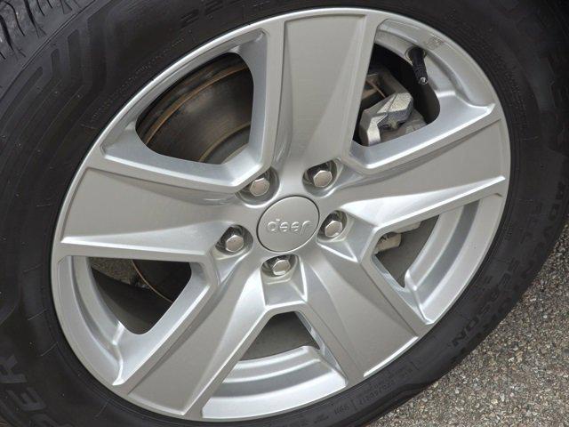 used 2022 Jeep Compass car, priced at $15,290