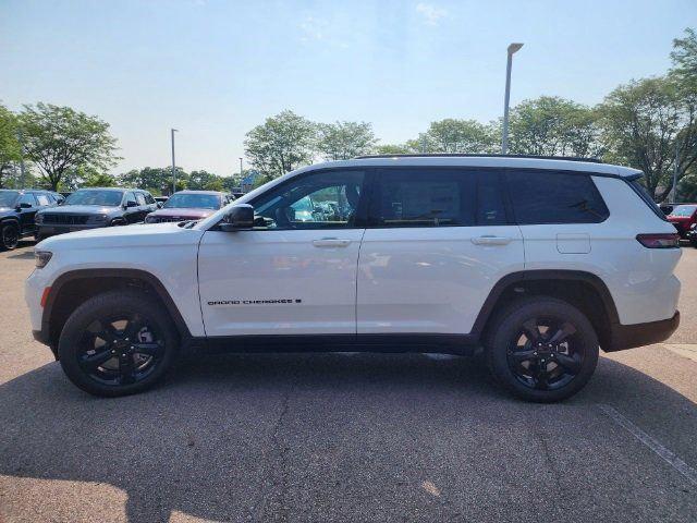 new 2024 Jeep Grand Cherokee L car, priced at $46,311