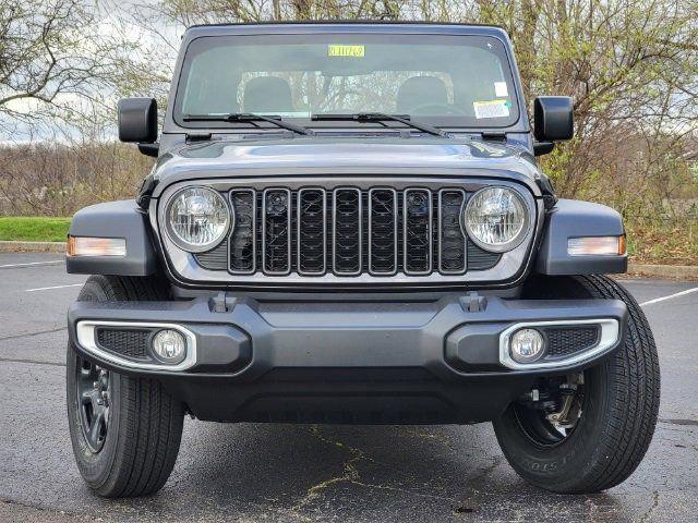 new 2024 Jeep Gladiator car, priced at $36,406