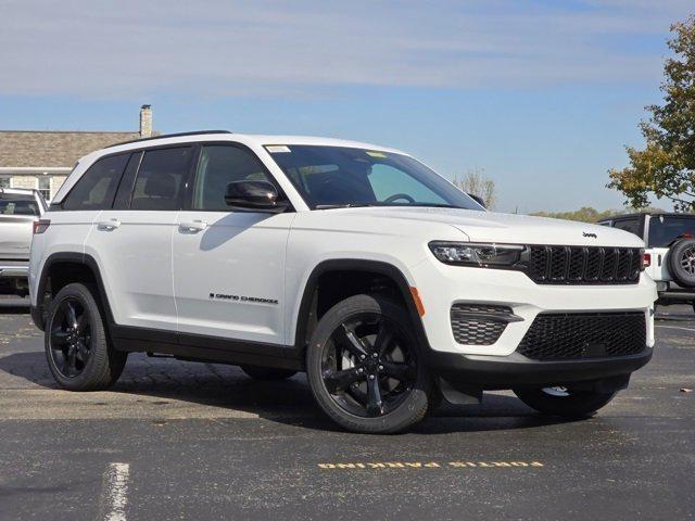 new 2025 Jeep Grand Cherokee car, priced at $39,619