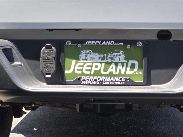 new 2025 Jeep Gladiator car, priced at $43,469
