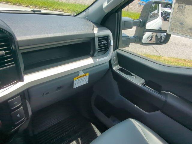 new 2025 Ford F-350 car, priced at $73,520