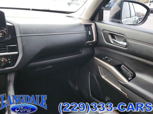 used 2022 Nissan Pathfinder car, priced at $35,981