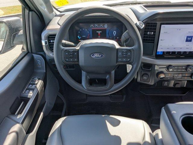 new 2025 Ford F-150 car, priced at $44,073