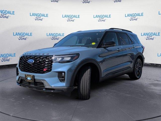 new 2025 Ford Explorer car, priced at $59,405