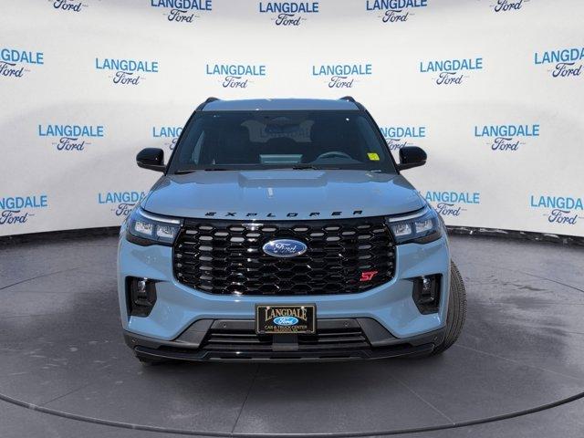 new 2025 Ford Explorer car, priced at $59,405