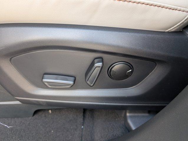 new 2025 Ford Explorer car, priced at $44,220