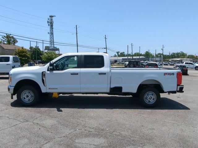 new 2025 Ford F-350 car, priced at $70,640
