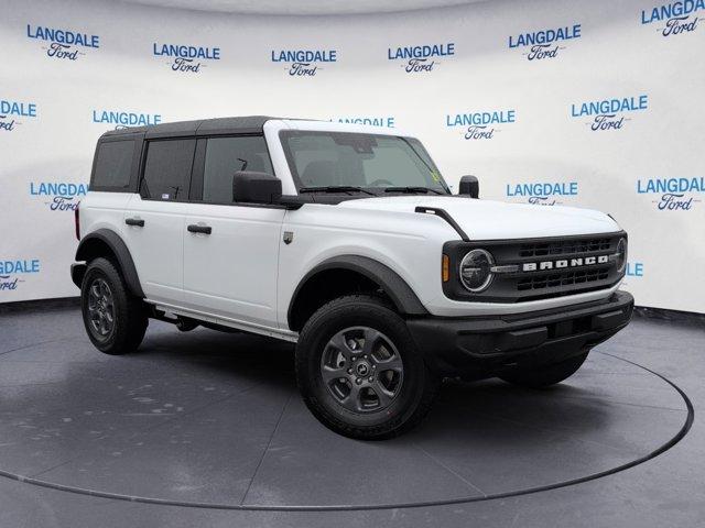 new 2025 Ford Bronco car, priced at $46,870