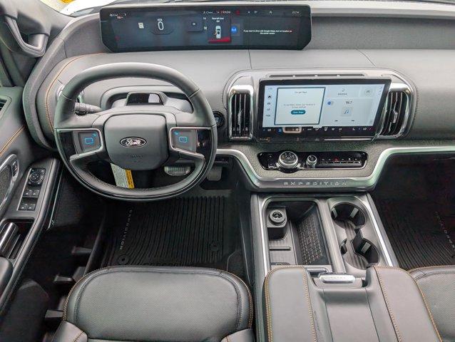 new 2025 Ford Expedition car, priced at $85,435