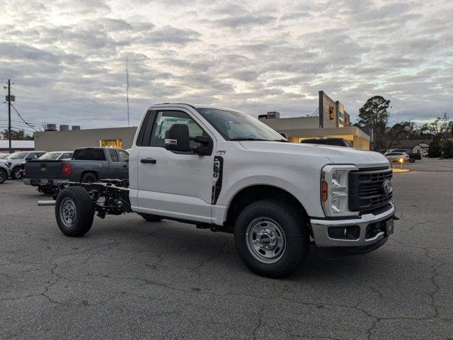 new 2024 Ford F-250 car, priced at $46,815