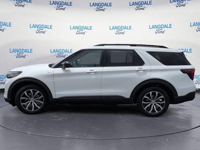new 2025 Ford Explorer car, priced at $49,725