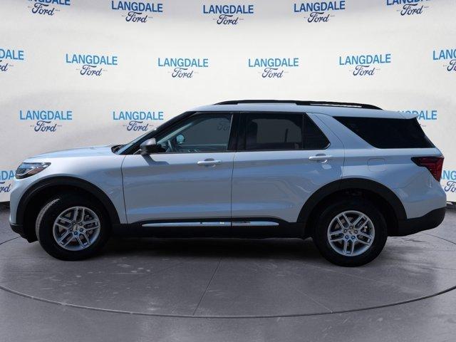 new 2025 Ford Explorer car, priced at $44,220