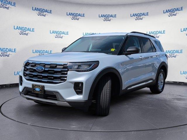 new 2025 Ford Explorer car, priced at $44,220