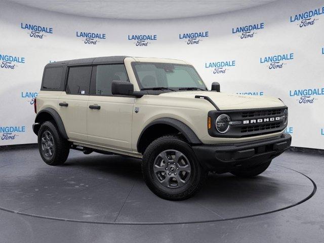 new 2025 Ford Bronco car, priced at $49,055