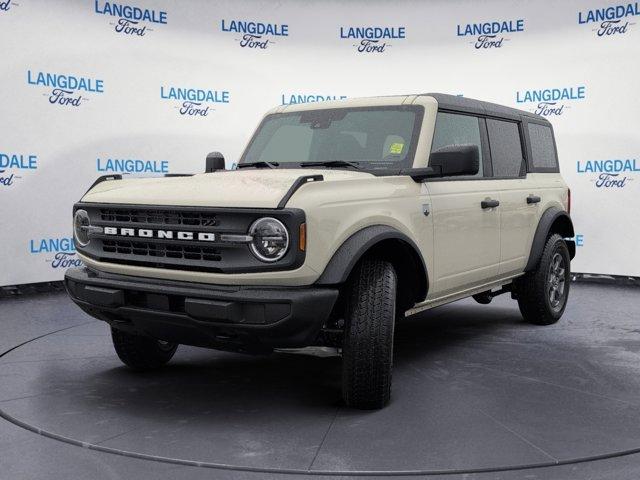 new 2025 Ford Bronco car, priced at $49,055