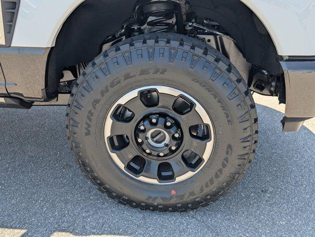 new 2025 Ford F-250 car, priced at $98,900