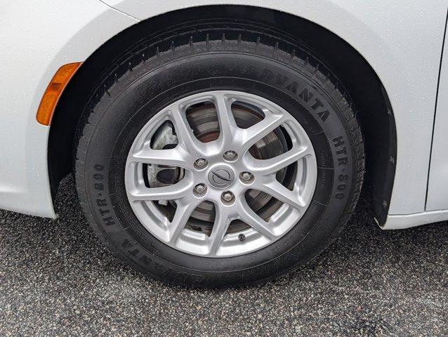 used 2021 Chrysler Pacifica car, priced at $17,971