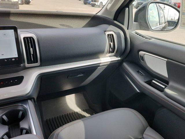 new 2025 Ford Expedition car, priced at $69,350