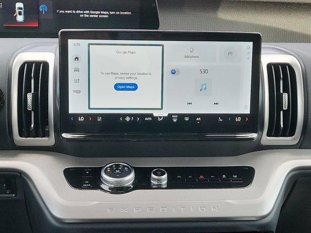 new 2025 Ford Expedition car, priced at $69,350